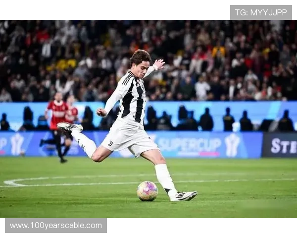 伊尔迪兹:听从教练安排但身体对抗很痛 伊尔迪兹:听从教练安排但身体对抗很痛